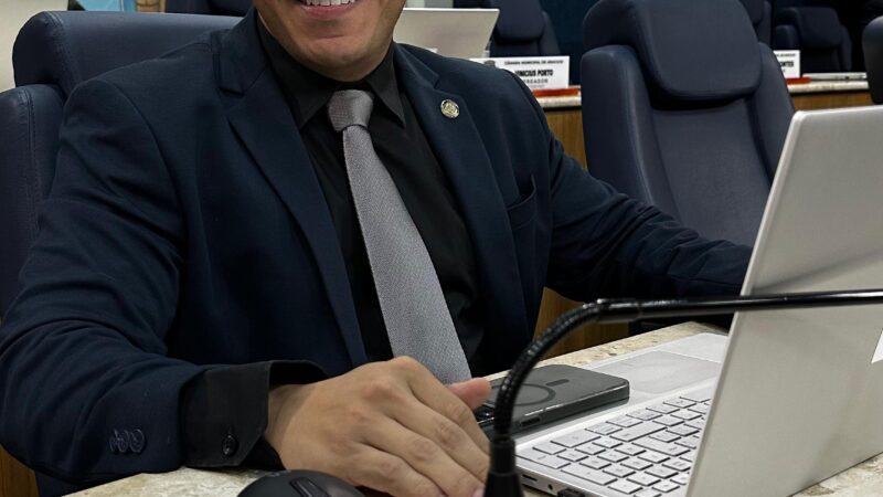 Vereador Levi Oliveira ressalta investimento na saúde e ações da SMTT em Aracaju