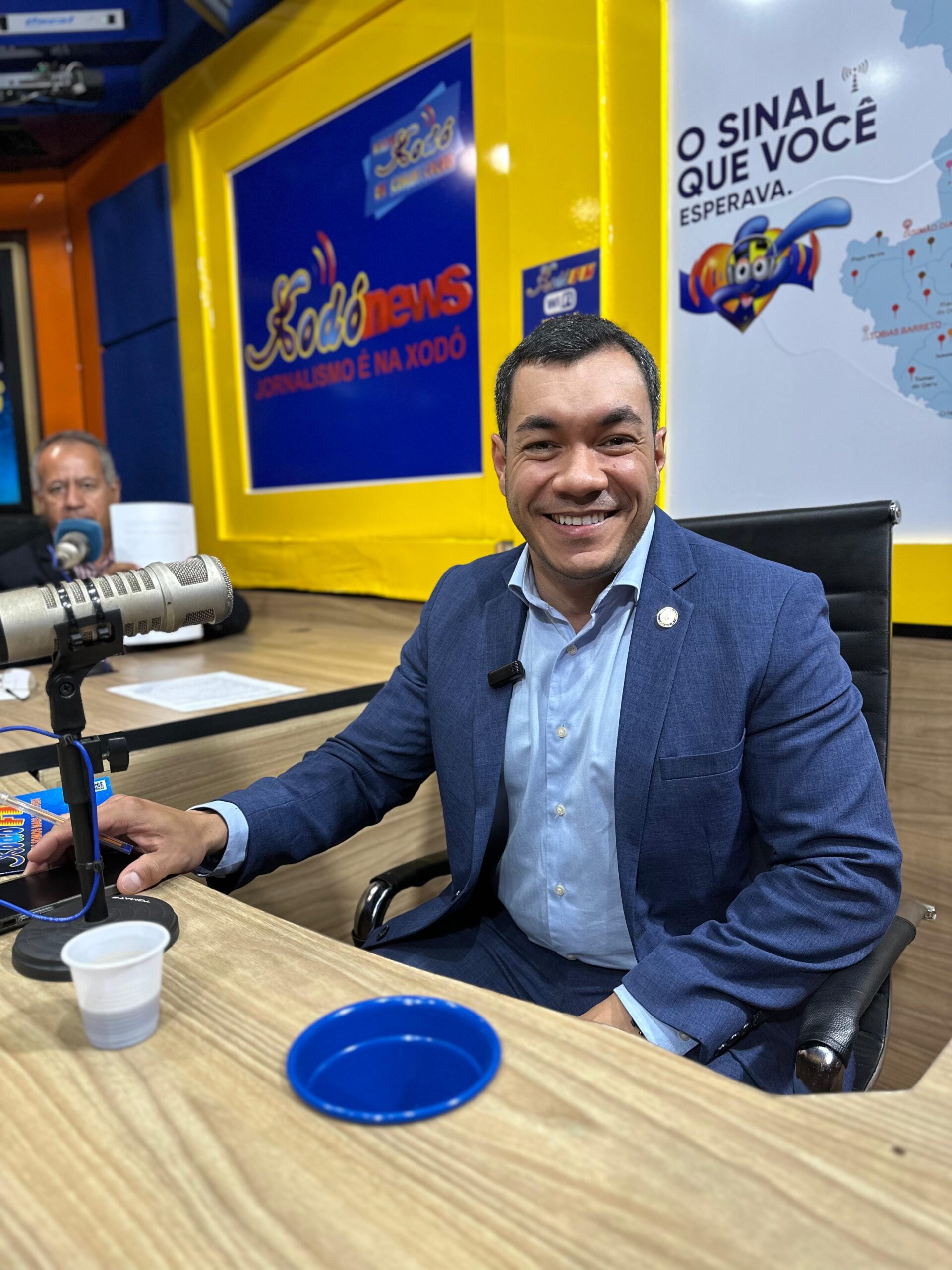 Levi Oliveira destaca ações em segurança e empreendedorismo em entrevista à Rádio Xodó FM