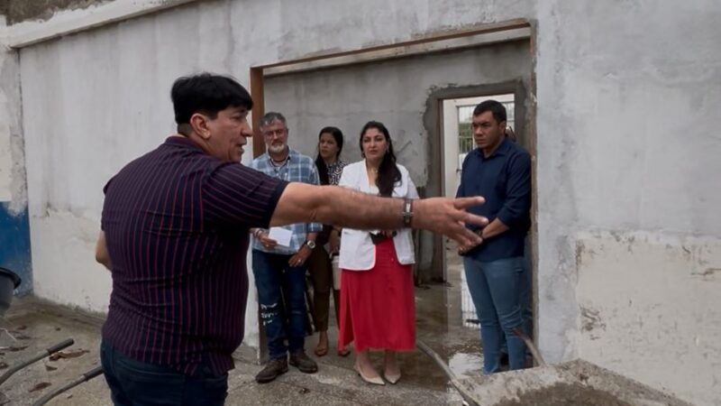 Levi Oliveira acompanha obras de revitalização da Praça da Juventude e destaca caráter comunitário do local