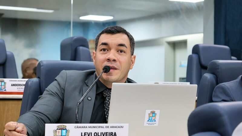 Vereador Levi Oliveira sugere a criação de programa que amplia o acesso a recarga de veículos elétricos