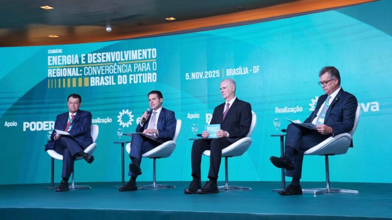Levi Oliveira participa de seminário sobre a produção energética no Brasil e reforça importância do investimento do setor em Aracaju