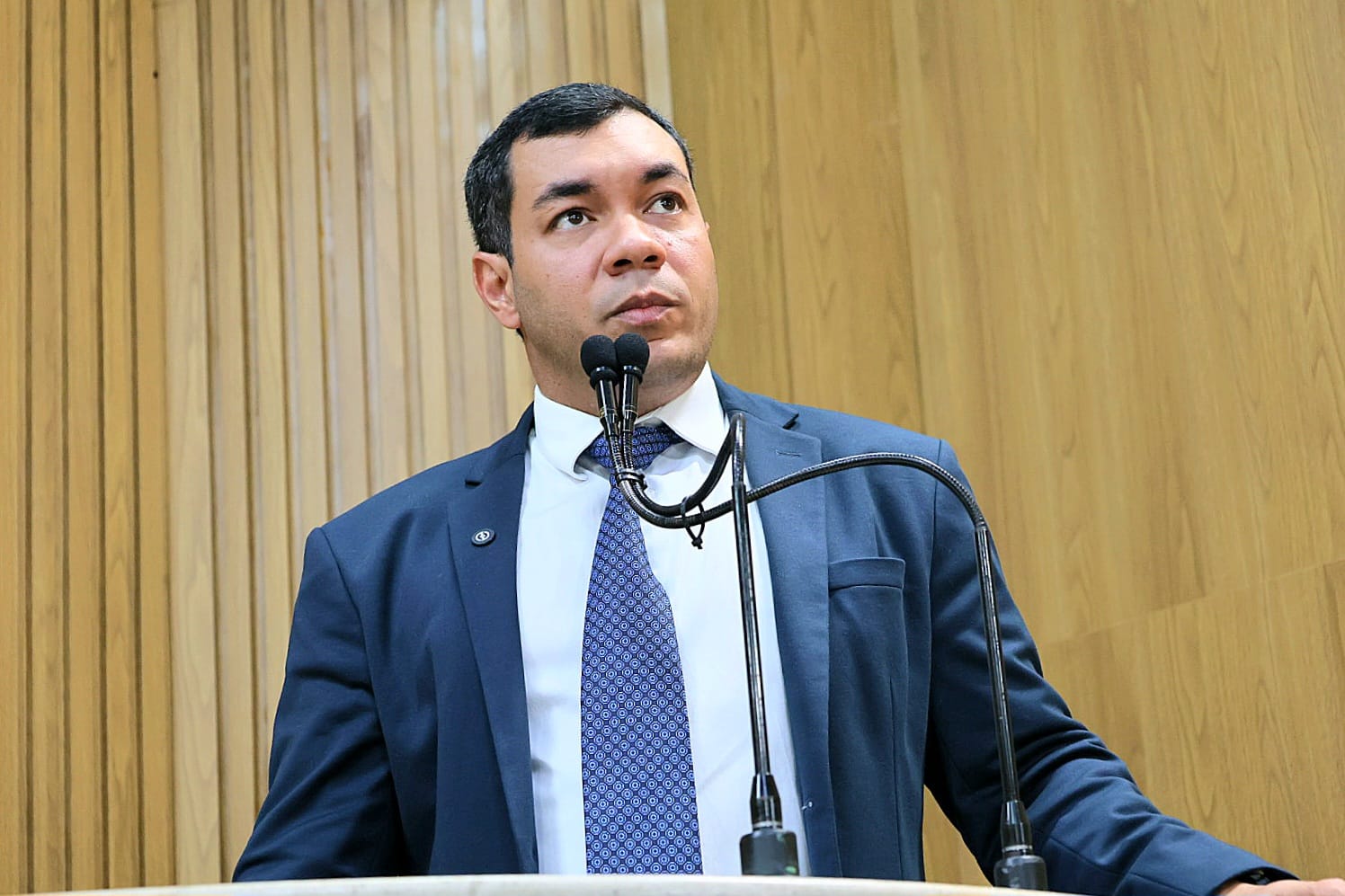 Levi Oliveira encerra seu primeiro ano de mandato com três leis voltadas à sustentabilidade e educação ambiental