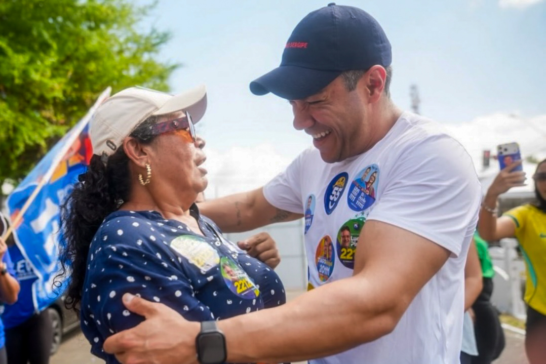 Levi Oliveira participa do Desfile Cívico-Militar de 7 de Setembro e reforça atuação em Aracaju