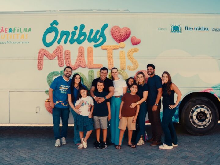 Levi Oliveira reforça apoio à inclusão de pessoas neurodivergentes em visita a ônibus multissensorial em Aracaju
